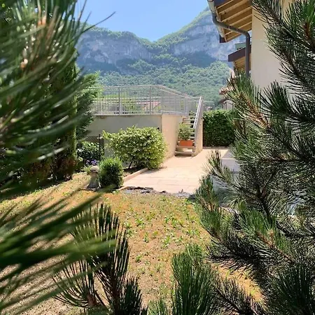 Villa 13 *